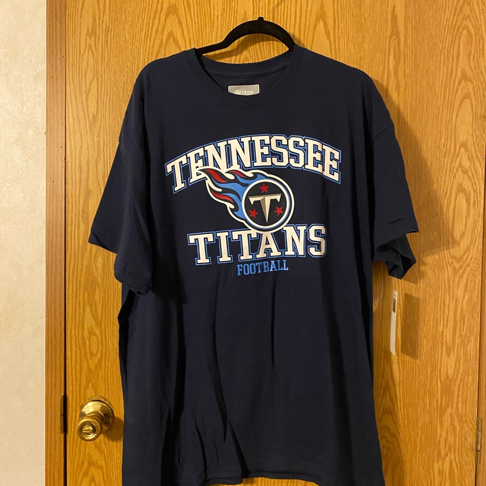 NFL Tennessee Titans Navy Blue T-Shirt - Picture 1 of 3